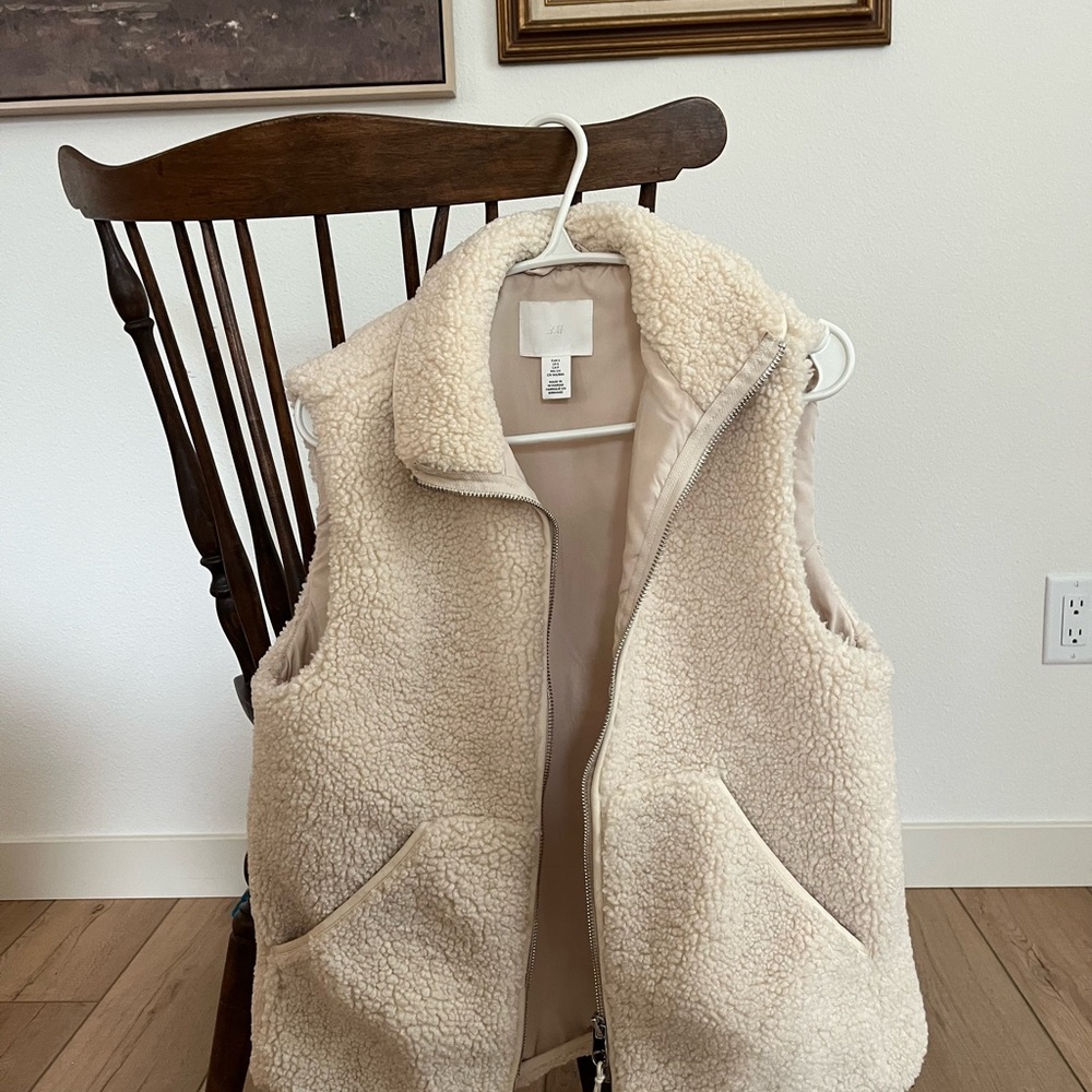 H&M Beige Sherpa Jacket